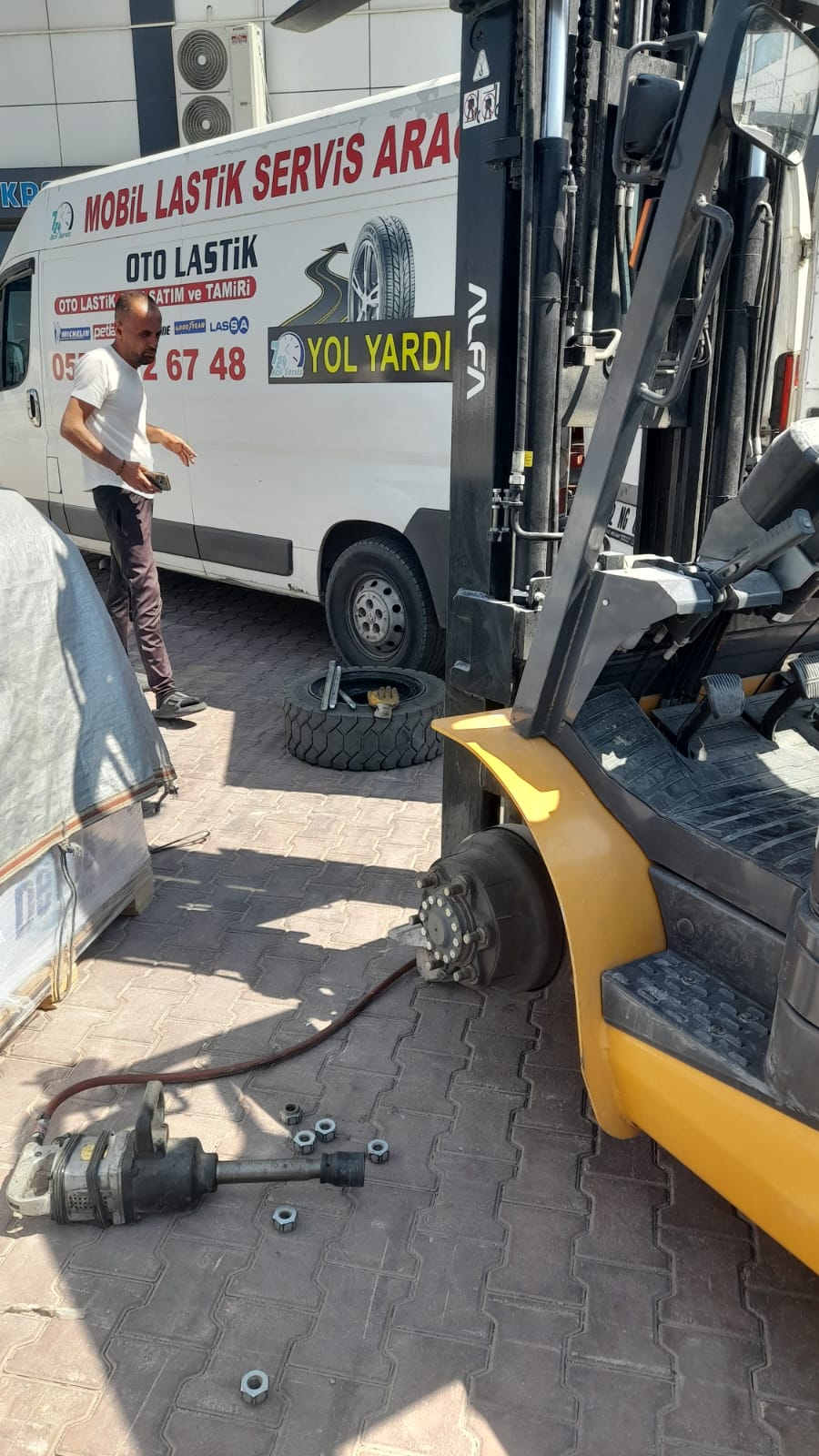Forklift Lastik Tamiri
